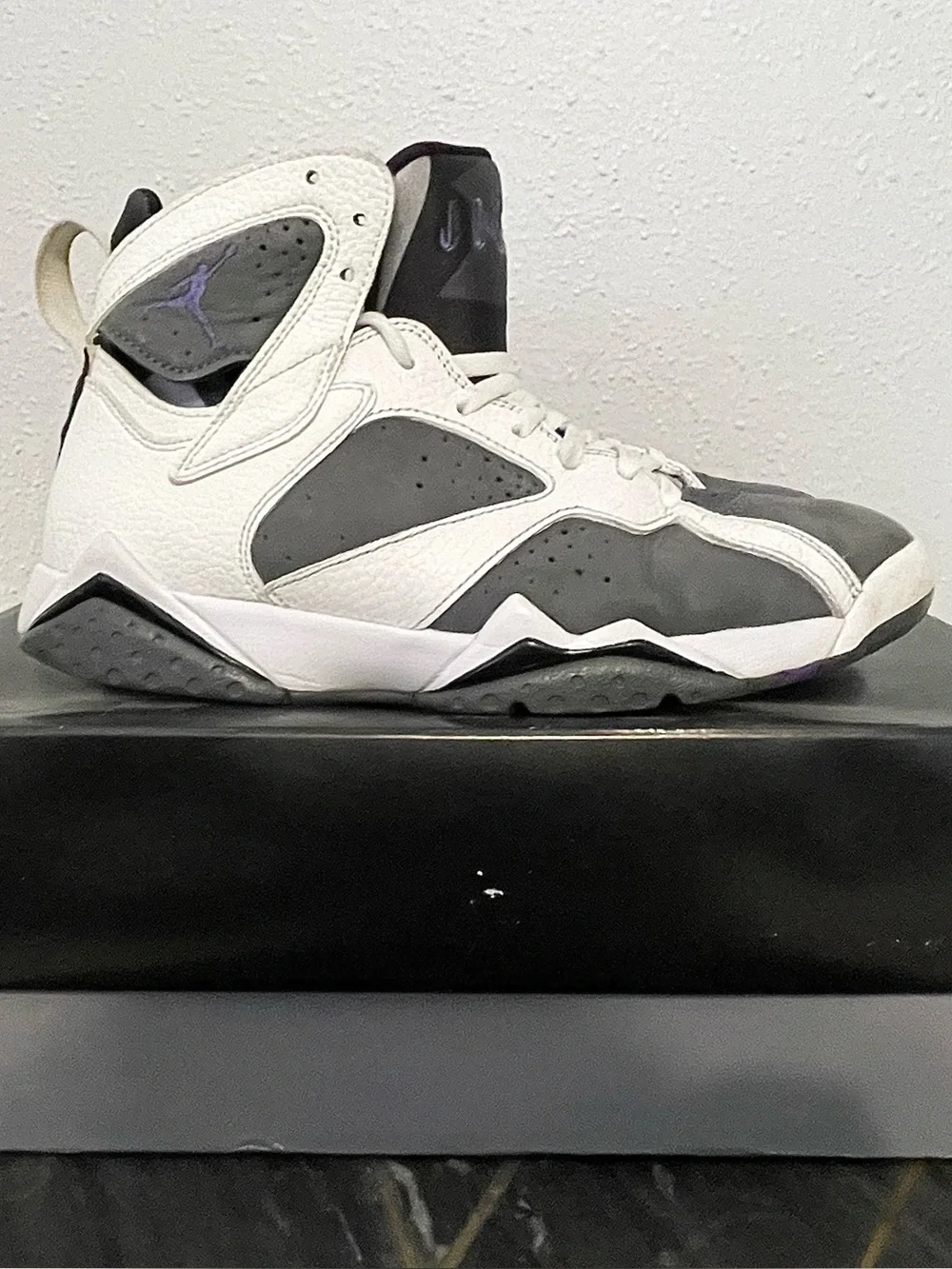 Air Jordan Retro 7 Flint Grey Size 8